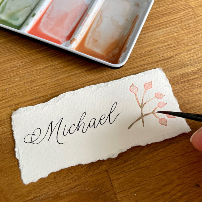 idea%5Fwedding%2Dcalligraphy%2Dplace%2Dcards%5Fstep%2D08.jpg?sw=680&q=85