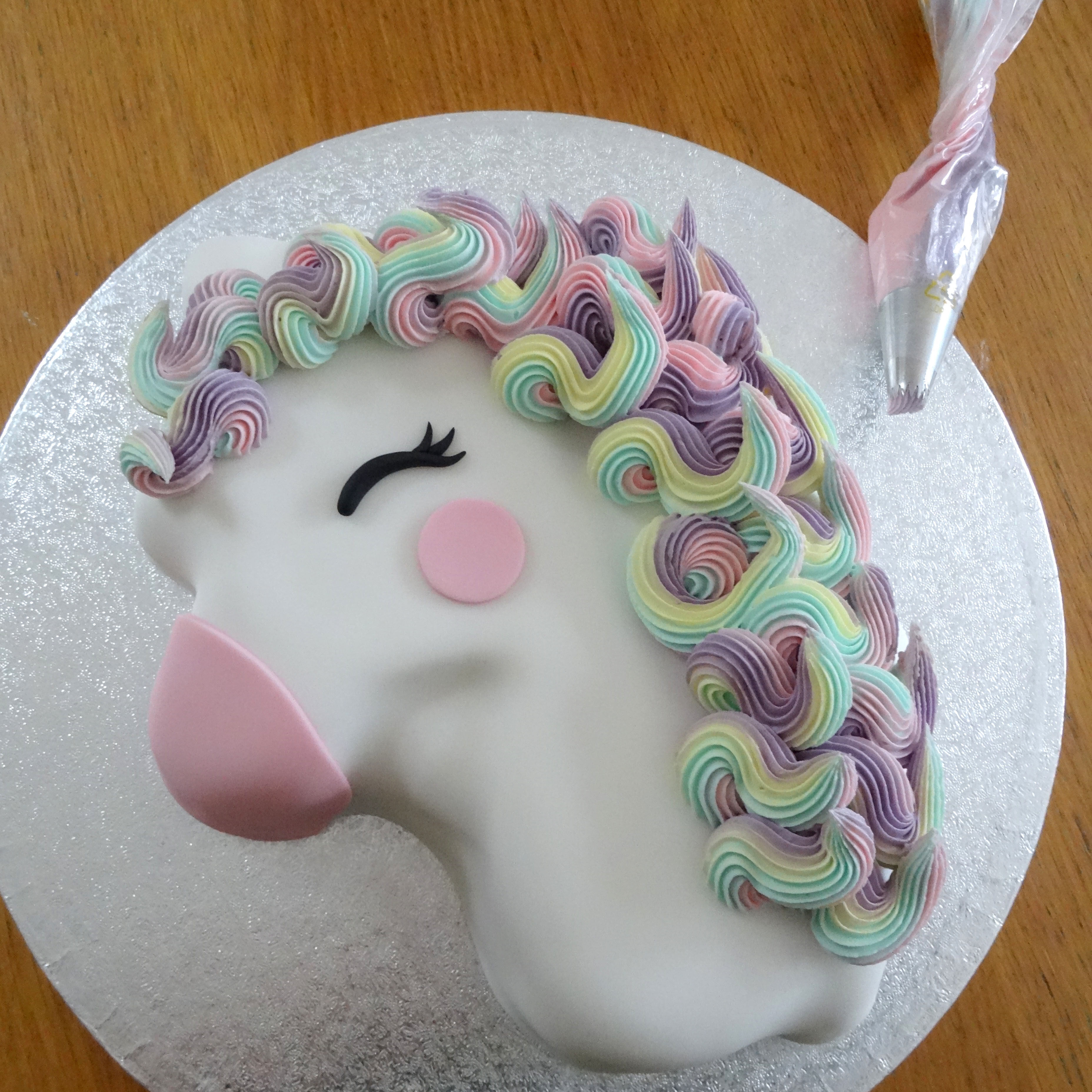 Rainbow Unicorn Cake | Cake Plaza