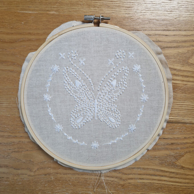 idea%5Fcandle%2Dwicking%2Dembroidery%2Dideas%5Fstep%2D07.jpg?sw=680&q=85