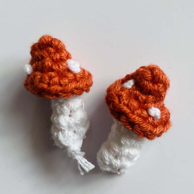 ideas%5Fhow%2Dto%2Dcrochet%2Da%2Dhalloween%2Dwreath%5Ftoadstool%5F2.jpg?sw=680&q=85