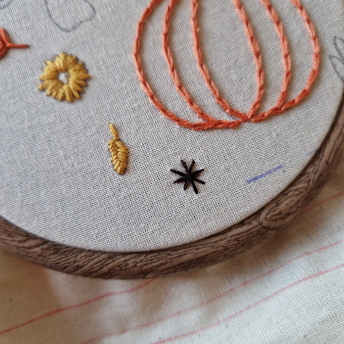 idea%5Fautumn%2Dembroidery%2Dprojects%2Dto%2Dtry%2Dnapkin%5Fstep%2D13.jpg?sw=680&q=85