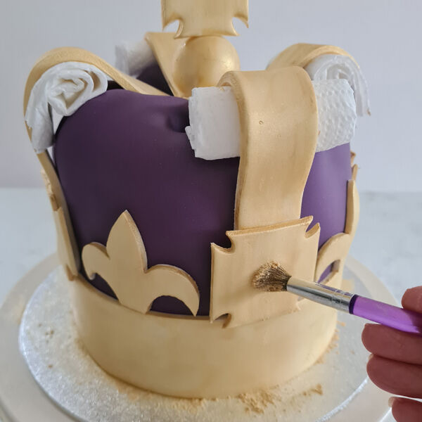 Crown cake done! I hated it for the majority of making it lol. #crown... |  TikTok