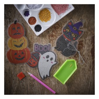 Make Your Own Halloween Gem Art Kit image number 2