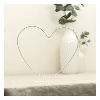 White Metal Heart Frame Decoration 20cm