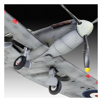 Revell Spitfire Mk.IIa Model Kit 1:72 | Hobbycraft