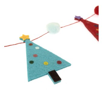 Christmas Tree Felt Bunting 1.2m  image number 4