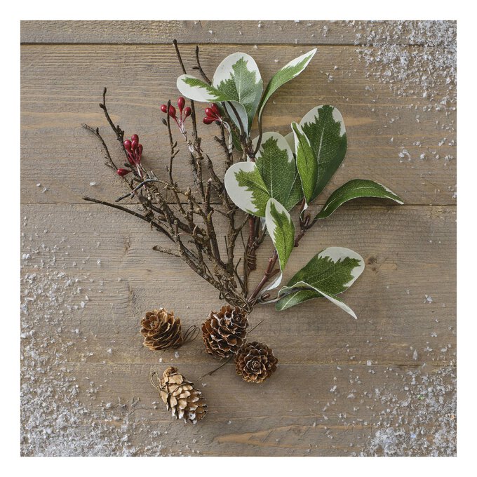 Small Wreath Making Kit image number 1