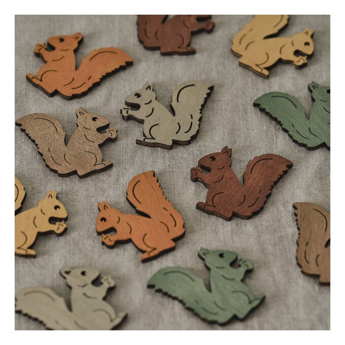 Wooden Squirrel Scatter 12 Pack image number 1