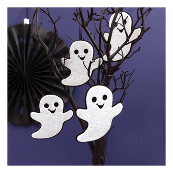 Black and White Felt Ghost Decorations 6 Pack  image number 4