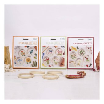 RHS Butterfly and Floral Mini Embroidery Kit 4 Pack  image number 3