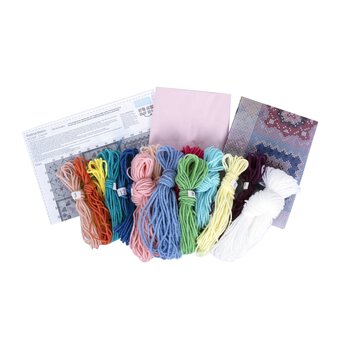 Trimits Crochet Half Stitch Cushion Kit 40cm x 40cm image number 4