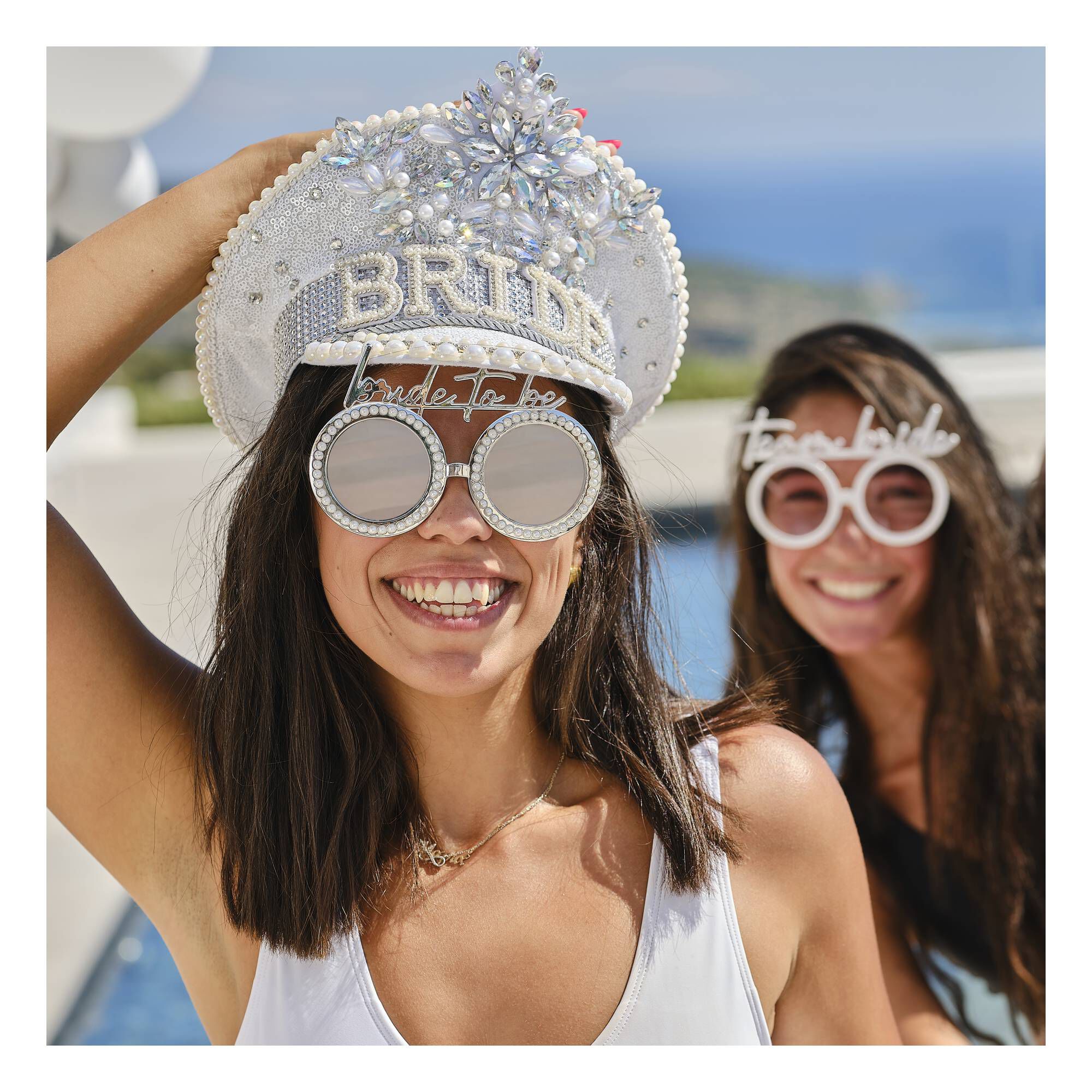 Sunglasses for an Indian Wedding | a must for the couple | Curated by witty  vows | Selfie and photo of Indian bride with sunglasses | Hide the hangover  - Witty Vows