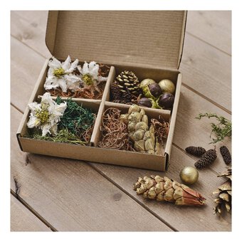 Green and Gold Wreath Making Kit