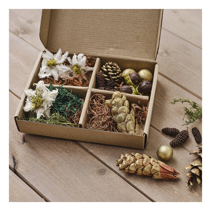 Green and Gold Wreath Making Kit image number 1