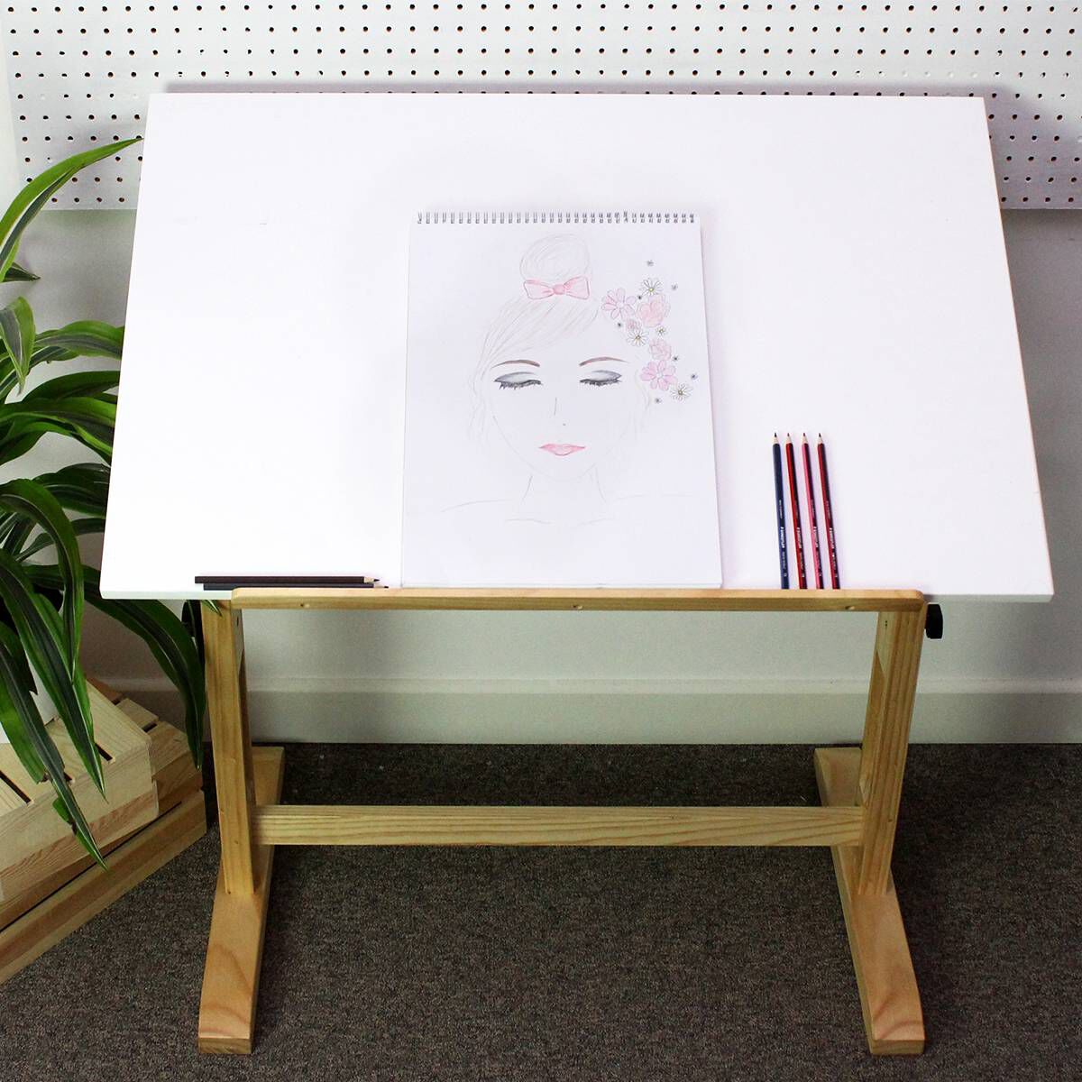 Sketching Table 90cm x 60cm x 83cm