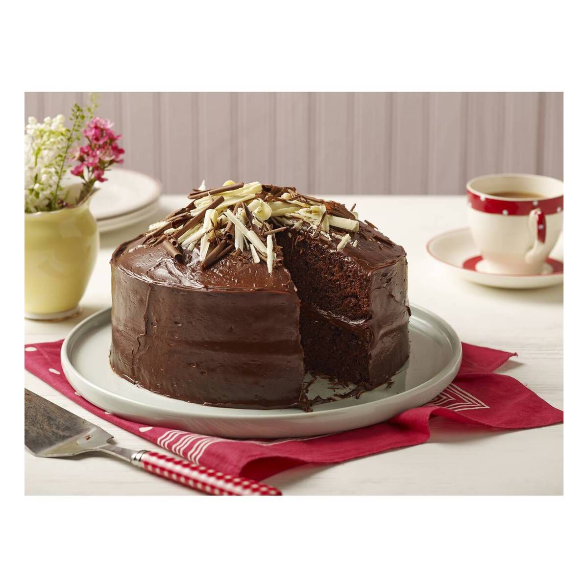 Tempting Chocolate Gems Cake- Half Kg – Simla Sweets