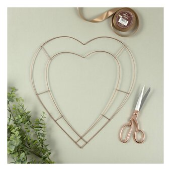 Copper Heart Wire Wreath Frame 38cm image number 2