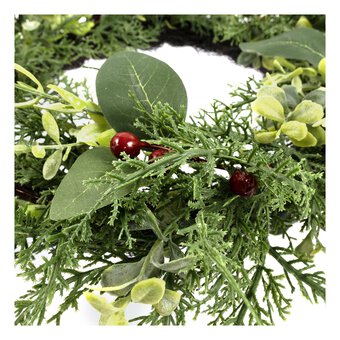 Green Wreath with Red Berries 56cm image number 3