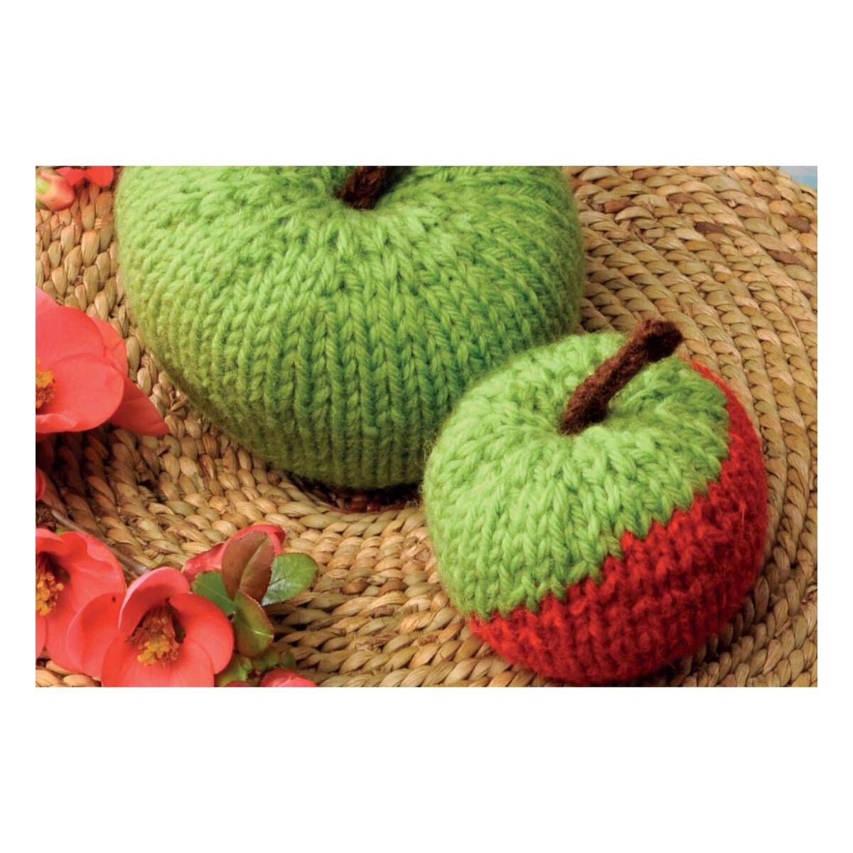 FREE PATTERN Knit an Apple Patter | Hobbycraft