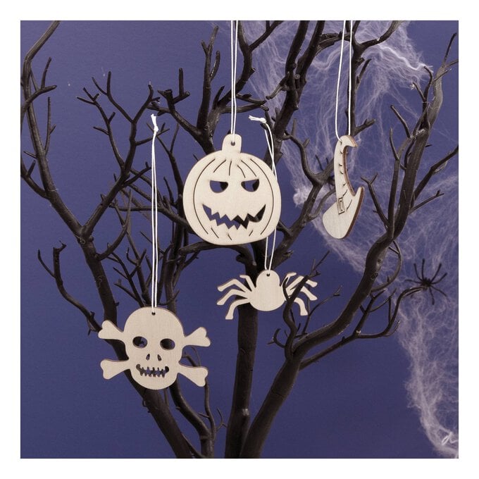 Wooden Halloween Decorations 4 Pack  image number 1