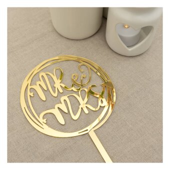Gold Mr and Mrs Acrylic Cake Topper image number 2