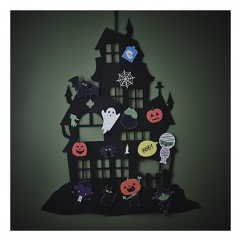 Decorate Your Own Felt Haunted House