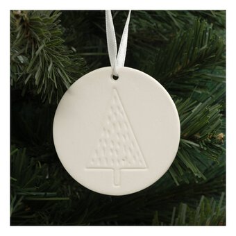 Hanging Ceramic Flat Bauble Tree Decoration 6cm image number 3