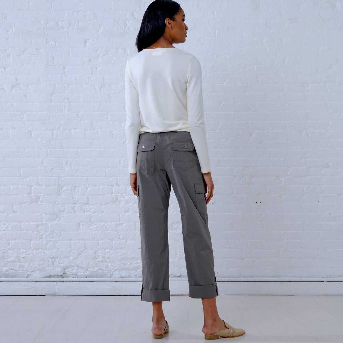 12 Ideas for How to Wear Wide-Leg Pants