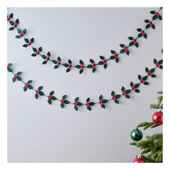 Felt Holly and Berries Bunting 2.5m