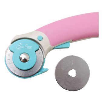 45mm Rotary Cutter with 5 Pcs Rotary Cutter Blades and A5 Cutting Mat,  Rotary Cutter for Fabric, Rotary Cutter Set for Quilting Sewing Arts  Crafts