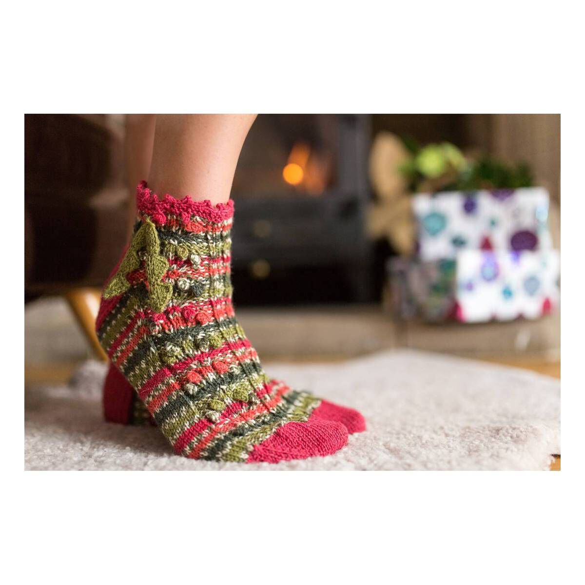 FREE PATTERN West Yorkshire Spinners Holly Berry Christmas Socks