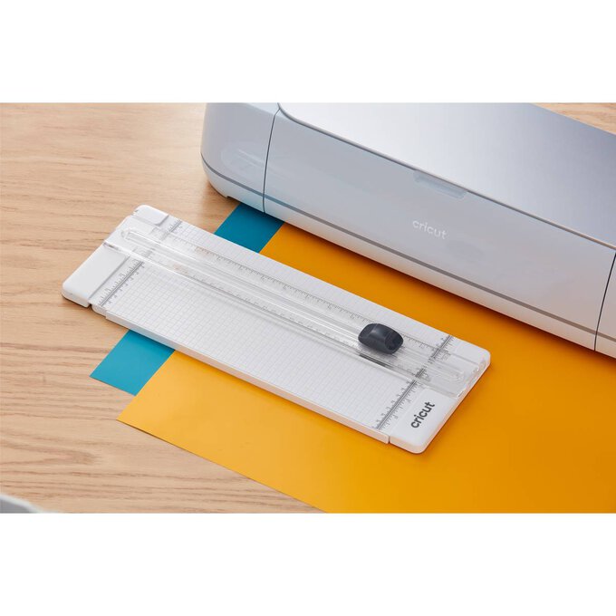 Cricut Portable Vinyl Trimmer 13 in - White | Cricut Compatible | Indoor  Use | For Fabric, Paper, Vinyl | Easy-Glide Blade System | Dual-Hinged Rail
