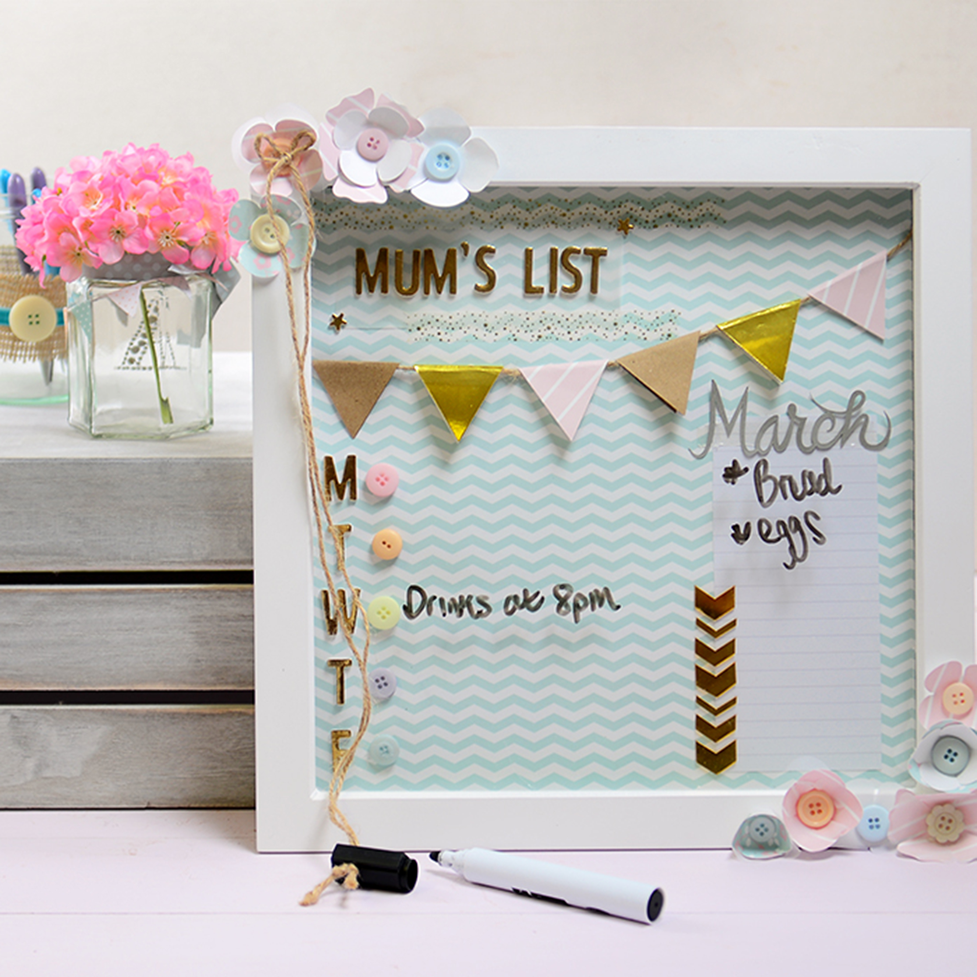 How to Make a Memory Frame Notice Board | Hobbycraft